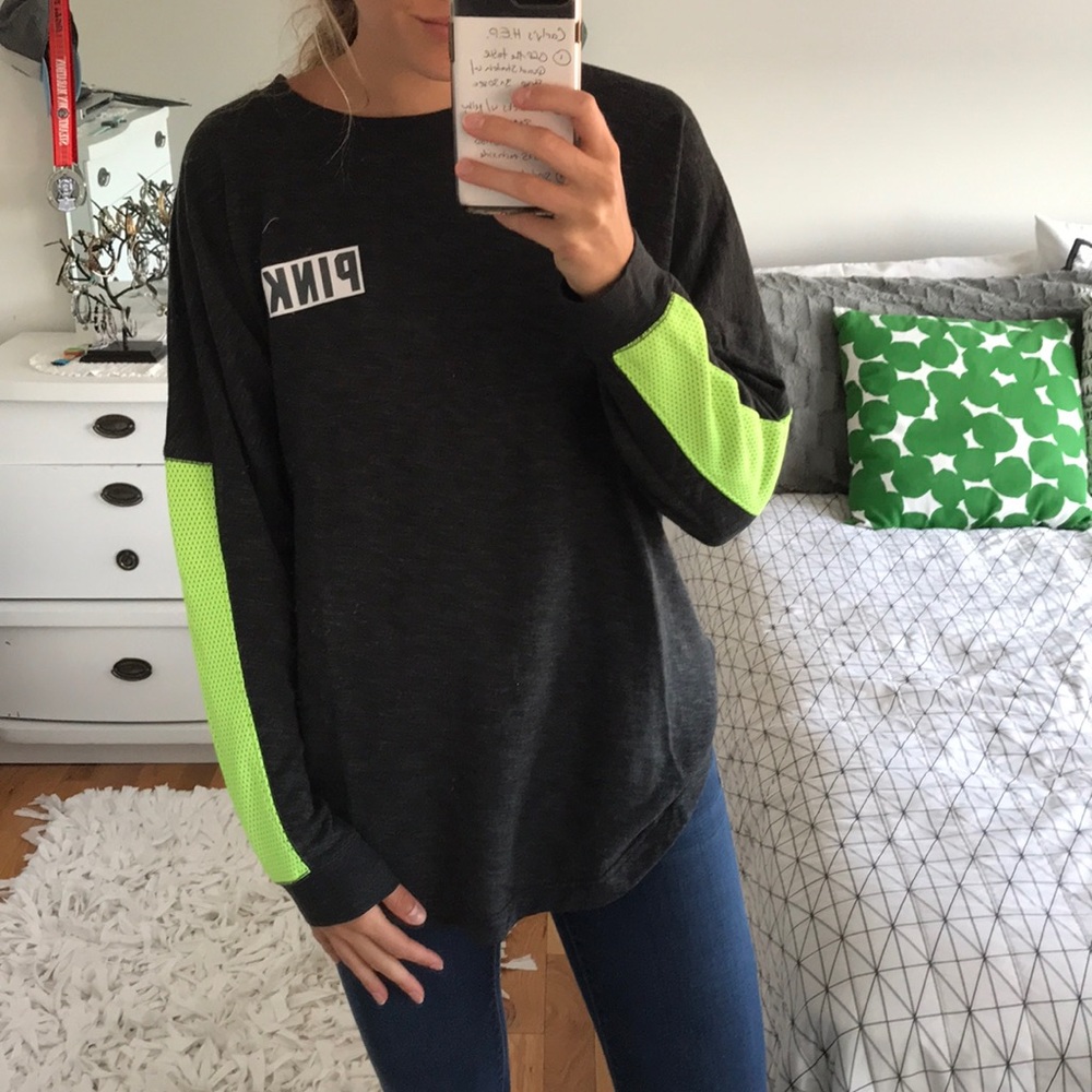 VS Pink Sweatshirt/Jersey
